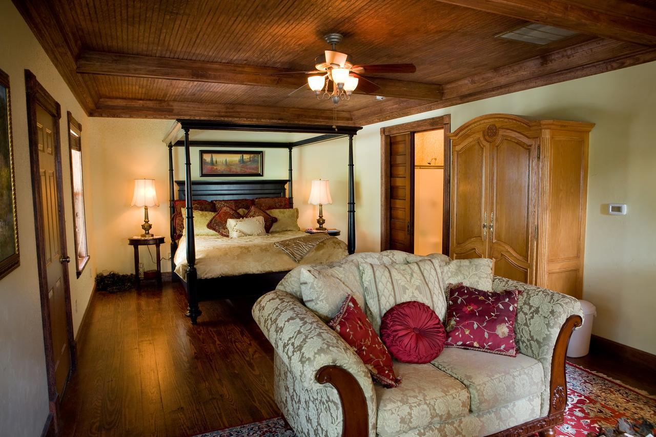 Bed And Breakfast On White Rock Creek Waco Exteriér fotografie